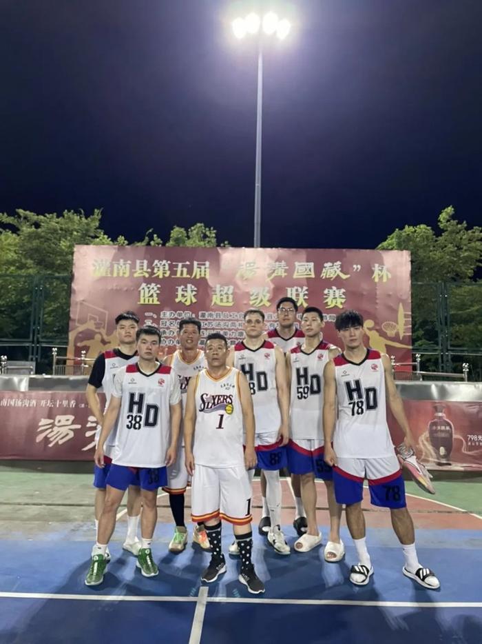 大学生篮球社团如何引入智能情感技术_2